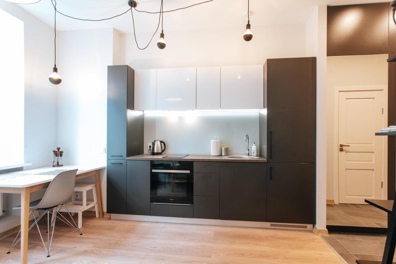 Apartment Comfort At Hanzas Residence, Near Cafes, Bars, Museums & Esplanade