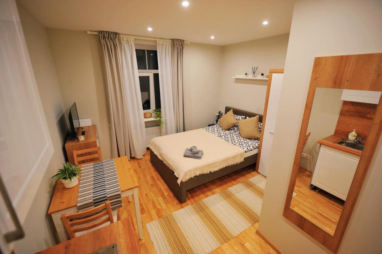 Comfort At Hanzas Residence, Near Cafes, Bars, Museums & Esplanade Appartement Riga